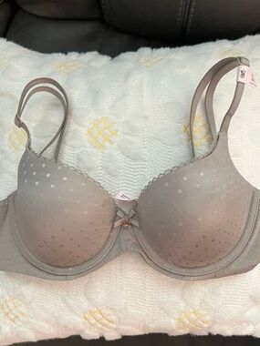 Victoria's Secret 32D NWT